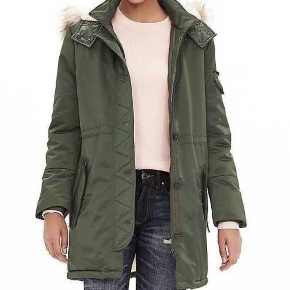 ❇️HP❇️Green Parka with Faux Fur